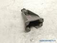 vaihdelaatikon kiinnike vasen  Volkswagen Passat SYNCRO 2.3-3B-4X4/270  sedan -99