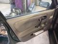 vasen etuovi  Nissan Primera 1.8 HB-00
