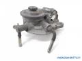 polttoainesuodattimen jalka 23380-0R020, 23380-0R022 Toyota Avensis 2,2 D-4D  farmari -06 