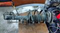 Jousijalka Etu Vasen 48520-09D70, 48131-05820, 48609-05040, 48609-0F010 Toyota Avensis 2,2 D-4D  farmari -06 