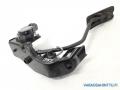 kaasupoljin 78010-13011 Toyota Avensis 2,2 D-4D  farmari -06 