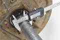vetoakseli taka vasen 40mm  Toyota Hilux 4x4 2. ovinen 2.5 D-4D 4WD 2007 120hv