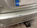 takapuskuri  Toyota Avensis 1.6 VVT-i LB -04