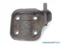 takaiskunvaimentimen kiinnike 48046-35170 Toyota Hilux 2.5D-4D 4WD -03