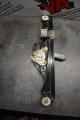 lasinnostin vasen taka a2117300146 Mercedes-Benz E 220 (w211)