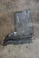 pohjapanssari pelti/muovi oikea  Nissan Qashqai+2 2.0dci 6v-man. 2wd