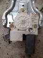 lasinnostin vasen etu moottorilla 0130822031 Toyota Avensis T25