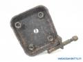 takaiskunvaimentimen kiinnike 5505401G00, 5524715G00, 55247G7100, 089116421A Nissan King Cab 2,5D 2WD -88 