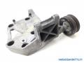 laturin kiinnike 11910VK500 Nissan King Cab D22 2.5 Di 4x4 VAI LISTATUT MOOTTORIN OSAT 
