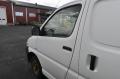 vasen etuovi  Toyota Hiace 2.5 D-4D 4WD Pitkä Diesel