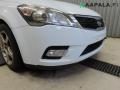 puskuri etu  Kia Ceed 1.6i 16V Farm