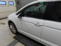 vasen etuovi Volkswagen Touran (5T) 1.6 TDi