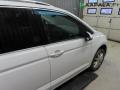 oikea etuovi Volkswagen Touran (5T) 1.6 TDi