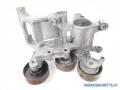 laturin ja ilmastoinnin kompressorin kiinnike 16620-30010 Toyota Landcruiser 3.0D-4D 4WD 5D J120  -06