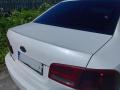 takaluukku sedan