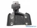 vaihdelaatikon kiinnike  Jeep Cherokee 2,5CRD -00