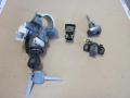 täydellinen lukkosarja 69057-02190;69052-02120;69055-02170 Toyota Corolla 1,6 VVTi 91kW