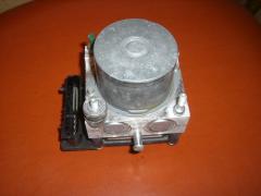 Kuva 1: abs hydraulipumppu, Renault Clio