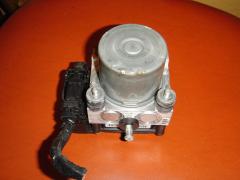 Kuva 1: abs hydraulipumppu, Fiat Punto