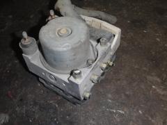 Kuva 1: abs hydraulipumppu, Mazda 626