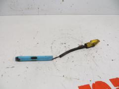 Kuva 1: air-bag etu sensor, Peugeot 407 1.8i 16V Sed