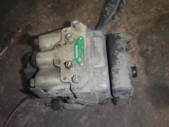 Kuva 1: abs hydraulipumppu, Nissan Maxima