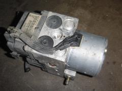 Kuva 1: abs hydraulipumppu, Renault Mgane