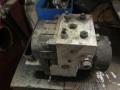 Kuva 1: abs hydraulipumppu, Nissan Primera 2,0 sedan -99