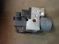 Kuva 1: abs hydraulipumppu, Renault Scnic