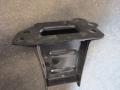 puskurin kiinnike etu vasen  Opel Meriva 03-06