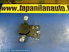 Kuva 1: Radio stereo vahvistin, Audi a3 s3 8p 04-05