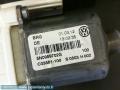 Lasinnostimen moottori 5N0 959 702 G Vw tiguan