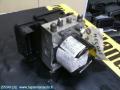 Kuva 3: Abs hydraulikoneisto, Renault megane iii 09->>