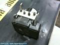 Kuva 3: Abs hydraulikoneisto, Renault megane iii 09->>