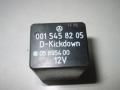 rele D-Kickdown 001 545 82 05. Mercedes-Benz 124 300 D 