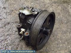 Kuva 1: Ohjaustehostimen pumppu, Ford mondeo 01-06