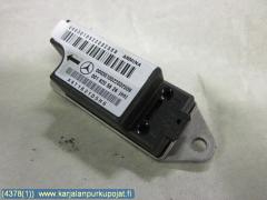 Kuva 1: Airbag tunnistin, Mercedez-Benz (MB) e-klass (w210) 96-03