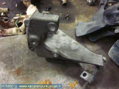 Kuva 1: Ohjaustehostimen pumpun jalka, Subaru forester sg 06-08