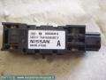 Airbag etutunnistin vasen 0 285 003 019 Nissan micra 03-07 