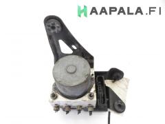 Kuva 1: abs hydraulikoneisto, Renault Mgane 1.4i 16V Farm