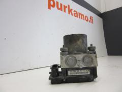 Kuva 1: abs hydraulikoneisto, Nissan Primera P12 1.8i 16V 5 HB