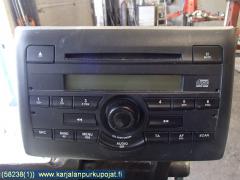 Kuva 1: Radio cd kyttpaneeli, Fiat stilo