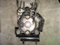 Kuva 2: abs hydraulikoneisto, Nissan Primera P11 1.6i 16V 5 HB