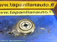 Kuva 1: Hihnapyr (kampiakseli), Opel corsa d 06->>