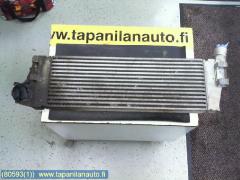 Kuva 1: Vlijhd. intercoolerin kenno, Renault scnic grand 03-06