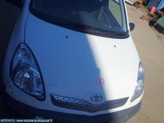 Kuva 1: Etukansi, Toyota yaris verso 00-05