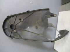 Kuva 1: moottoritilan muovit, Seat Ibiza 1,6i 8v 3D -00