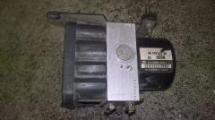 Kuva 1: abs hydraulipumppu, Citroen C5 01-04