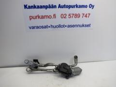 Kuva 1: tuulilasin pyyhkimen moottori, Toyota Yaris 1.3 VVT-i 5 HB