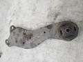 Tasauspyrstn kiinnityspalkki 52380-28010 Toyota Previa 2,4b aut. -92  